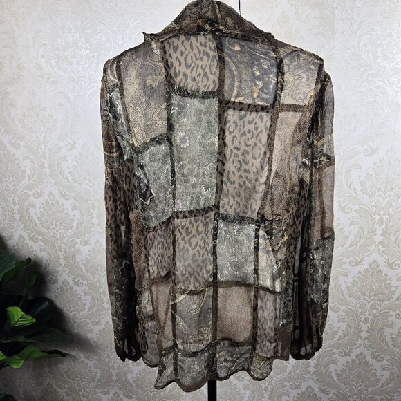 Chico's Size 2 (US Large) 100% Silk Animal Print Patchwork Blouse Ruffle Buttons - Picture 7 of 12